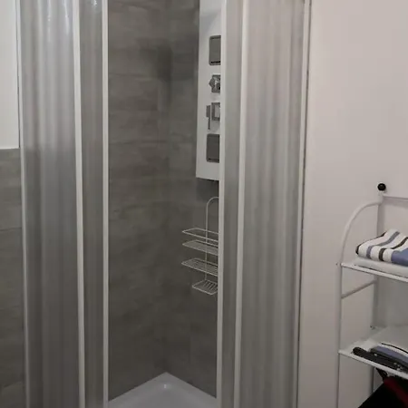 Casa 33 In Centro Apartment *