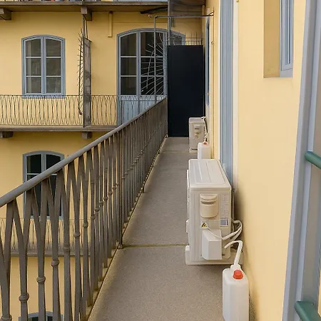 Apartment Casa 33 In Centro By House Collection Turin